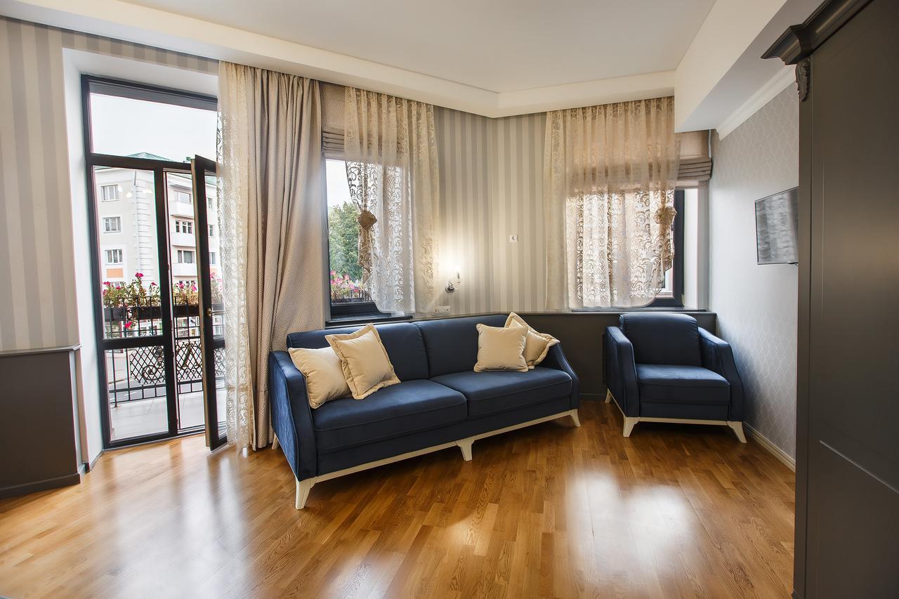 Mariinskiy Otel Baranoviçi Dış mekan fotoğraf