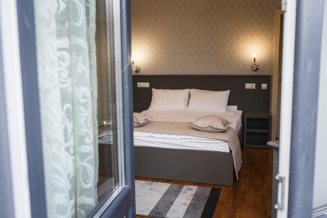 Mariinskiy Otel Baranoviçi Dış mekan fotoğraf
