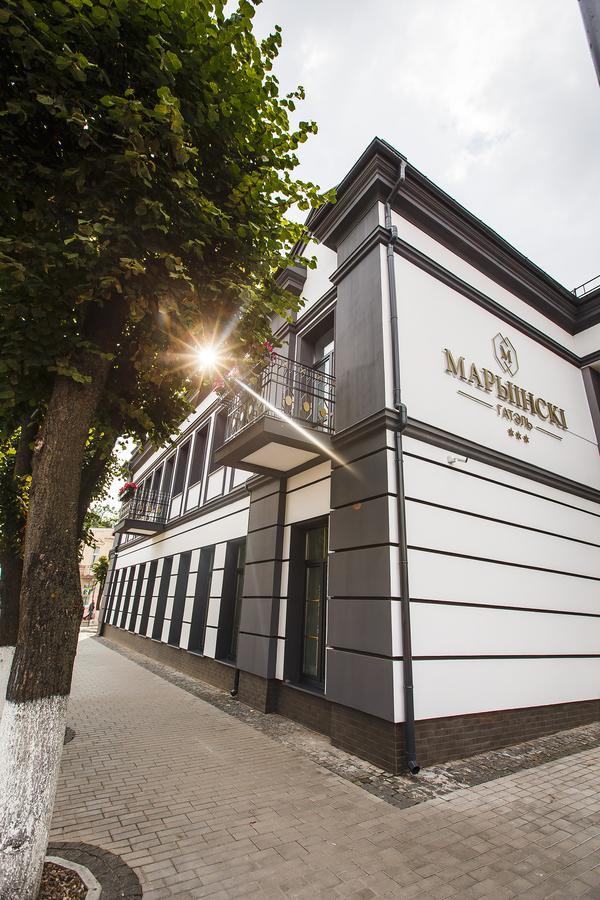 Mariinskiy Otel Baranoviçi Dış mekan fotoğraf